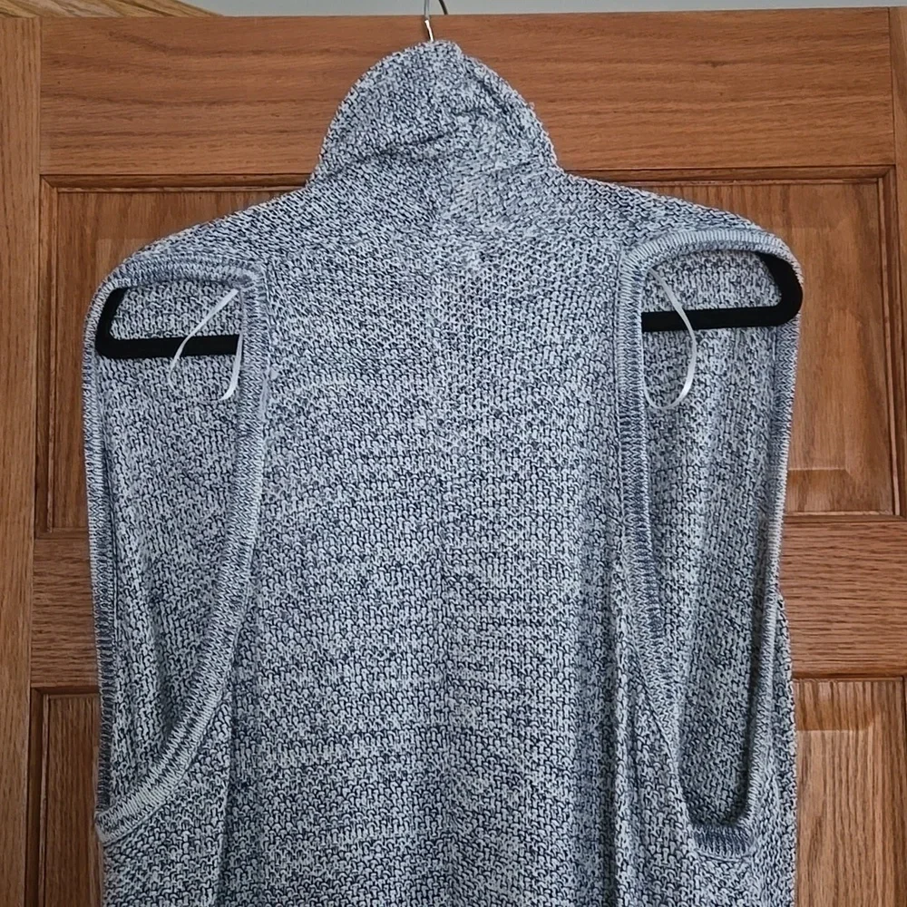 Olive + Oak Knit Waterfall Sleeveless Duster Shawl Cardigan size XS
